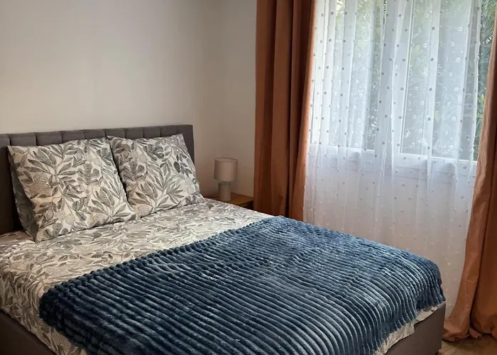 Longchamps 2 - Grand 73m2 Neuf Spacieux エクスレバン